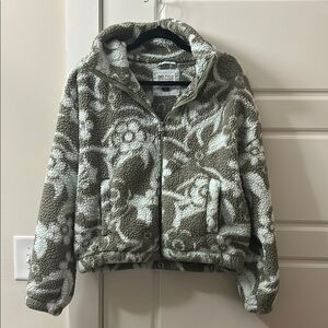 American Eagle Teddy Fleece Jacket